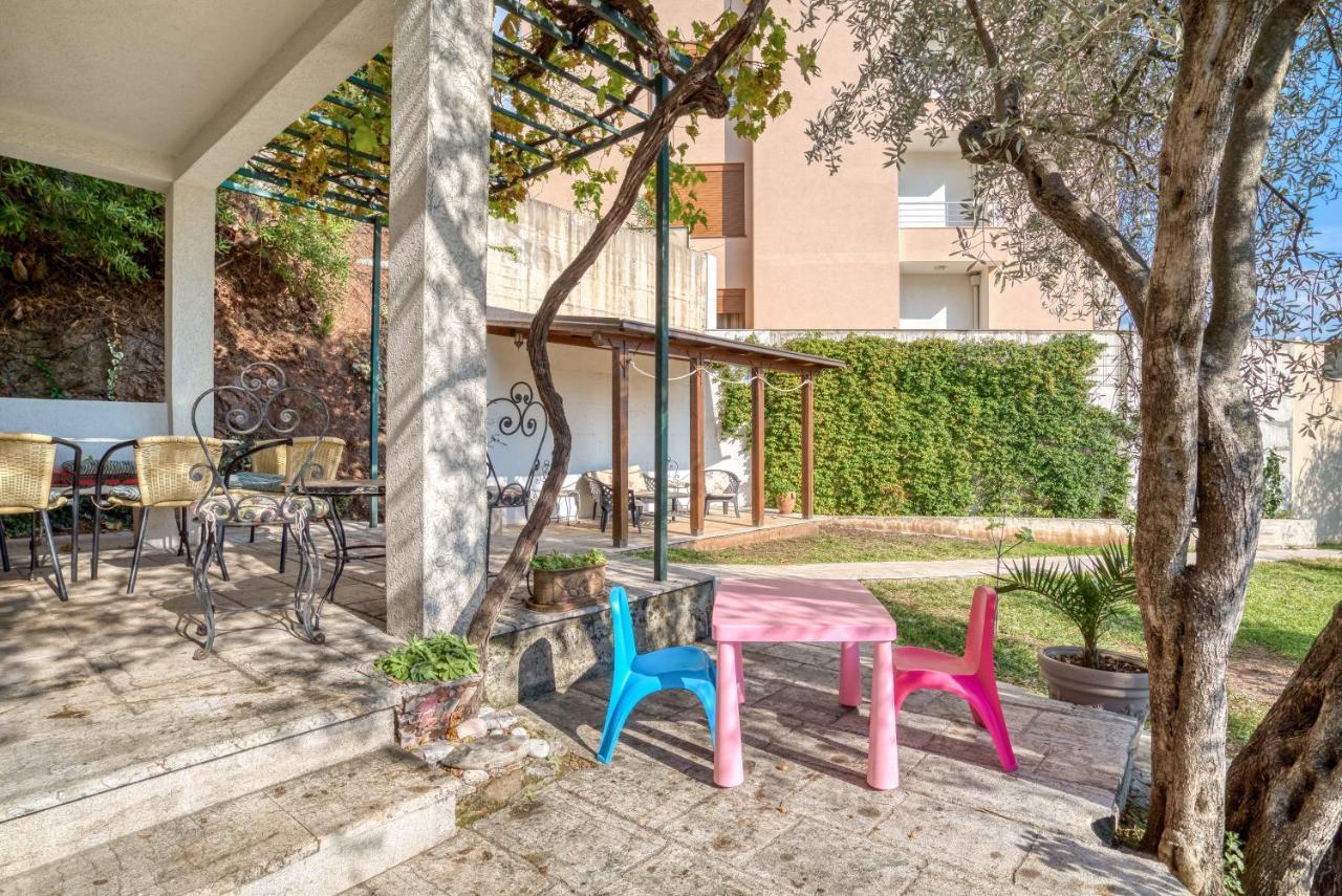 Apartmani Olga Petrovac Екстер'єр фото