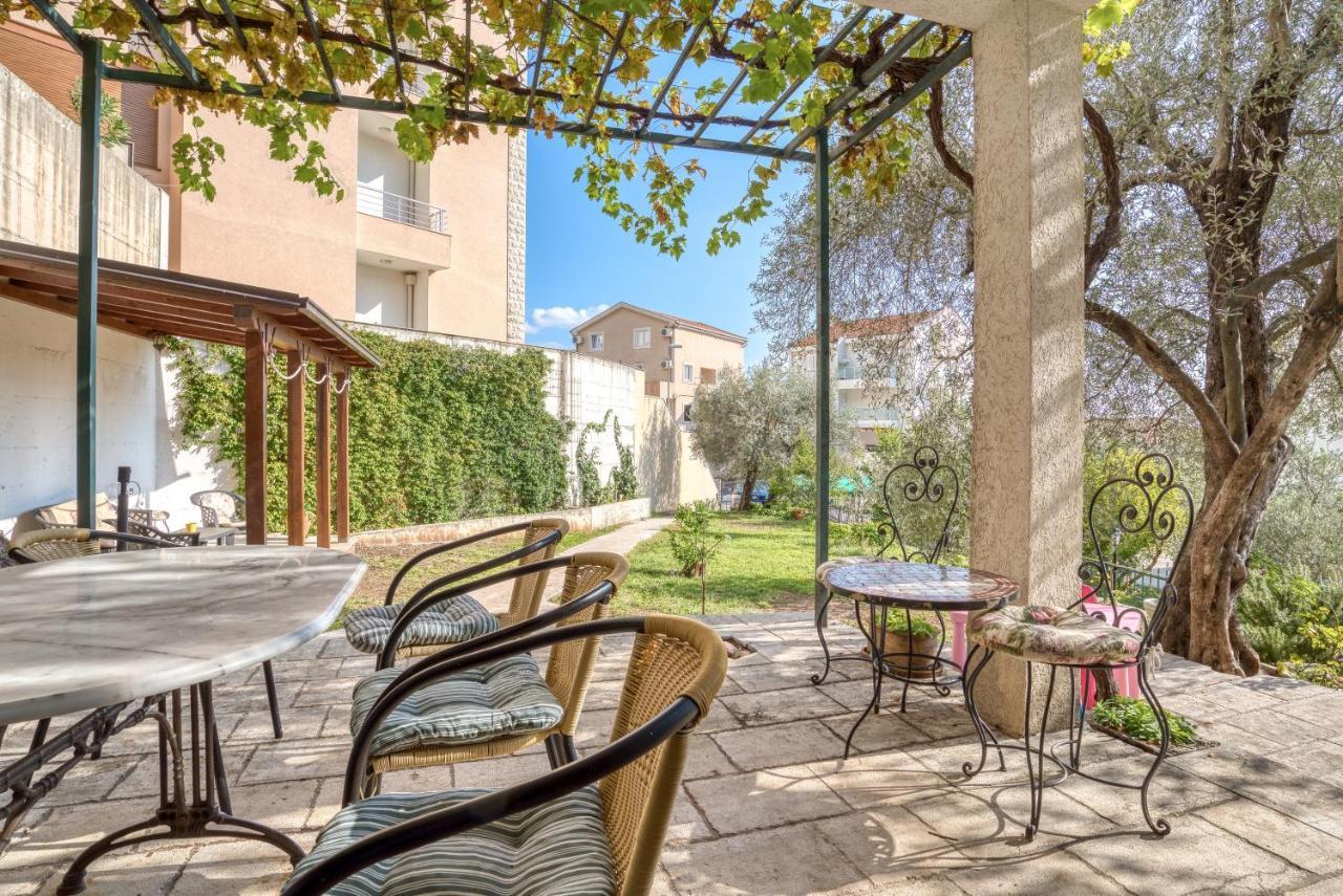Apartmani Olga Petrovac Екстер'єр фото