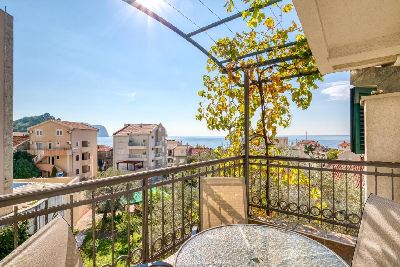 Apartmani Olga Petrovac Екстер'єр фото