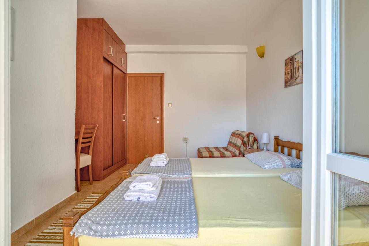 Apartmani Olga Petrovac Екстер'єр фото